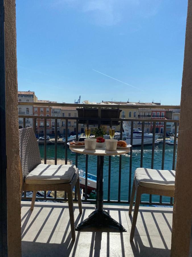 Le Petit Bijou Sete, Quatre Appartements Au Centre Ville, Trois Avec Vue Canal Exterior photo