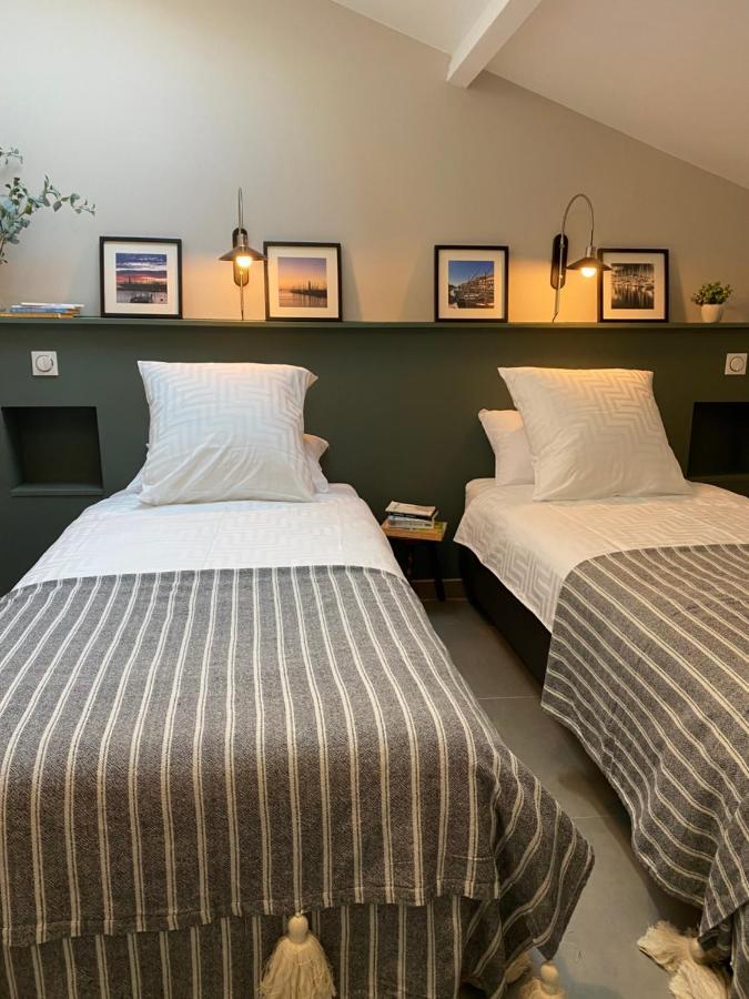 Le Petit Bijou Sete, Quatre Appartements Au Centre Ville, Trois Avec Vue Canal Exterior photo
