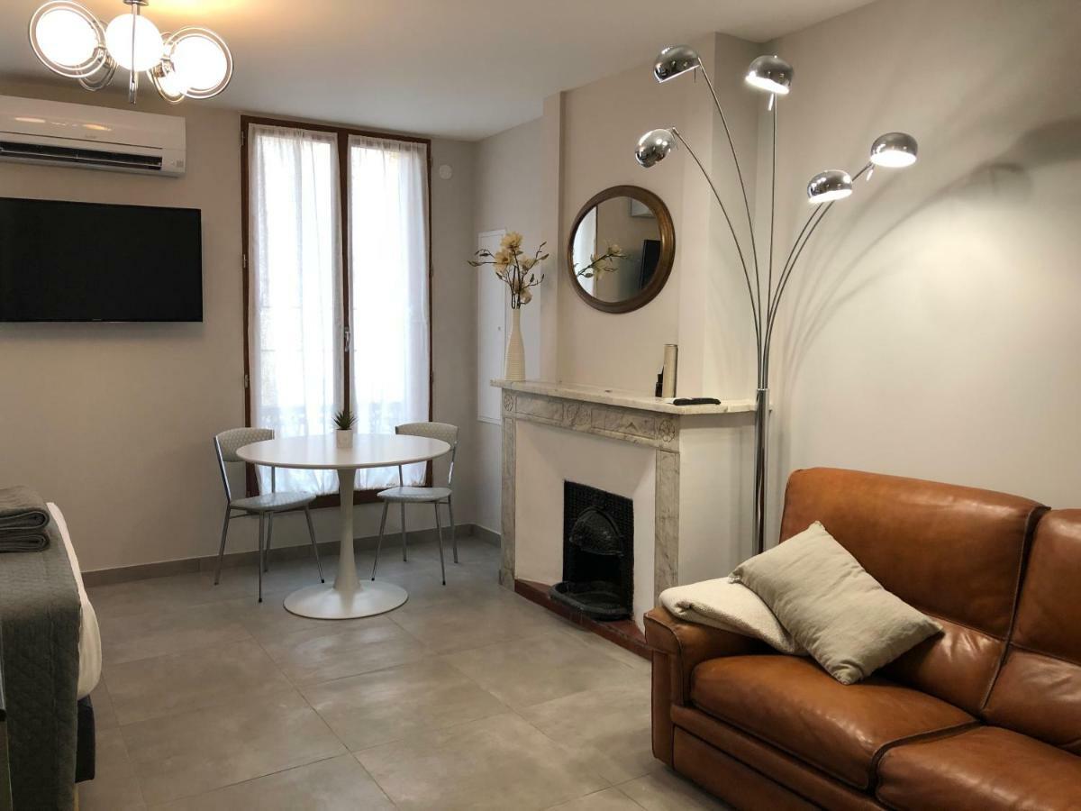 Le Petit Bijou Sete, Quatre Appartements Au Centre Ville, Trois Avec Vue Canal Exterior photo